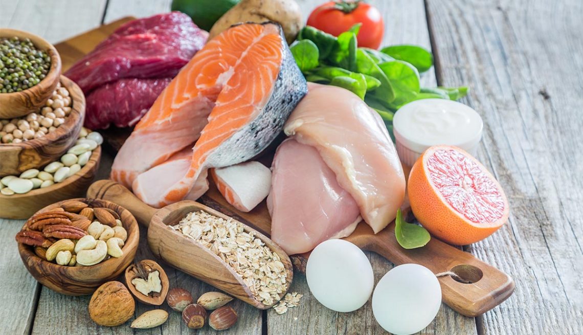 لیست غذاهای مفید برای پایین آوردن چربی خون + رژیم های غذایی مناسب برای کلسترول و تری گیلیسرید بالا